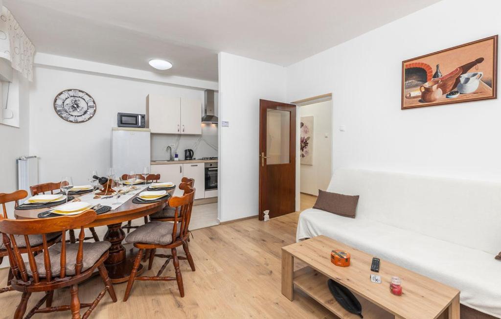Apartman Nora Mucici Exterior foto