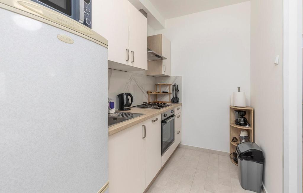 Apartman Nora Mucici Exterior foto